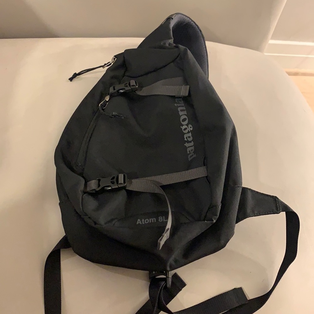 patagonia atom sling 8l